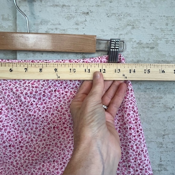 Honolua Surf Co Pink Floral Wrap Skirt Sz M Midi Ditzy Prairie Cottagecore - Picture 9 of 15